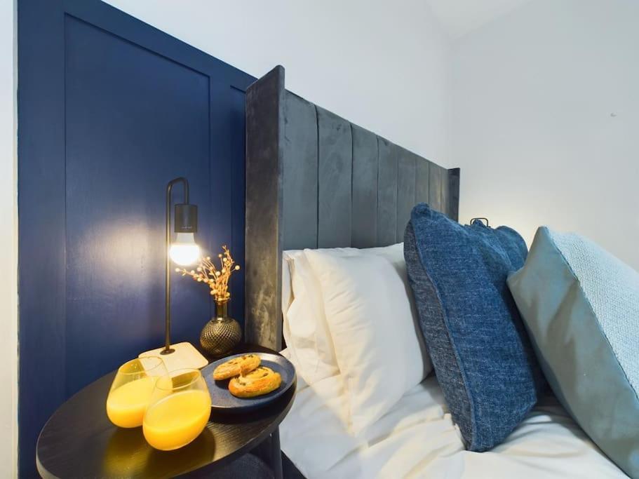 1 Bed Apartment West Kensington Лондон Экстерьер фото